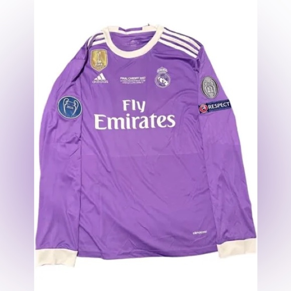 Real Madrid Cristiano Ronaldo Long Sleeve Purple Jersey 2016/17 Season (NWT)